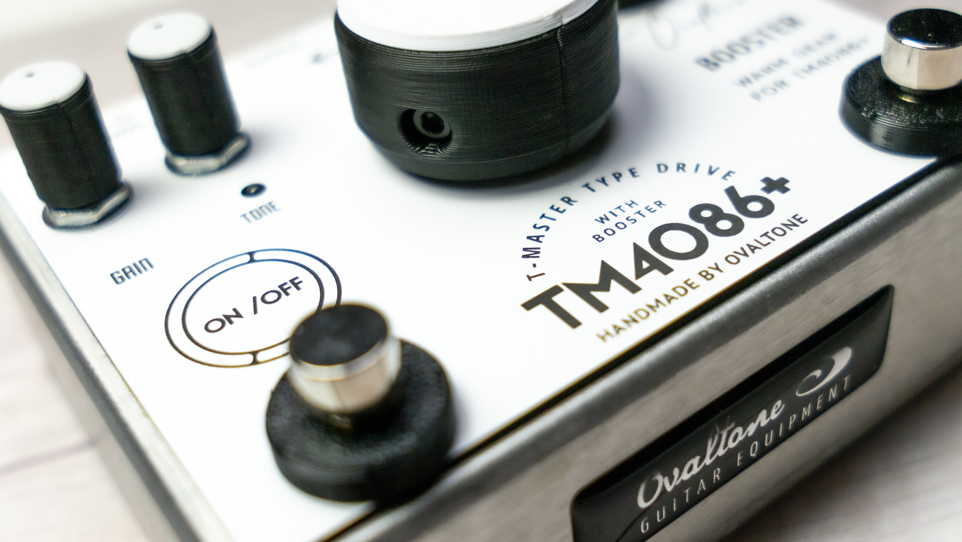 TM4086+ REV. 1.2 - Ovaltone -handmade effect pedals-