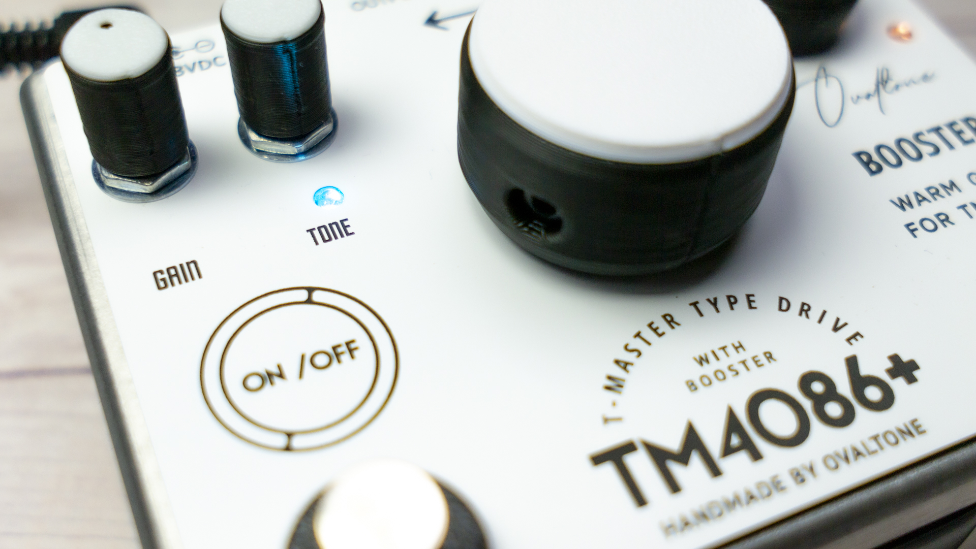 TM4086+ REV. 1.2 - Ovaltone -handmade effect pedals-